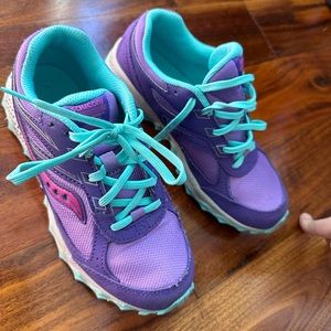 Saucony kids cohesion sneakers Tr14 sz 3